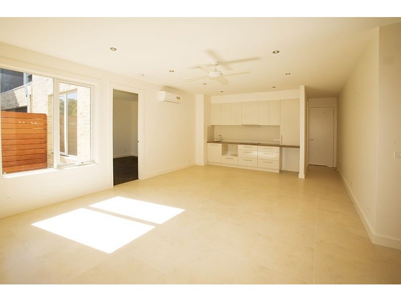 1/13 Langard Road, Cowes VIC 3922