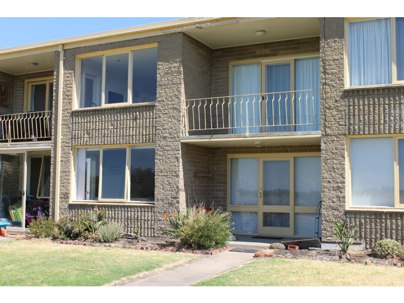 2/105-107 Silverleaves Ave, Silverleaves VIC 3922