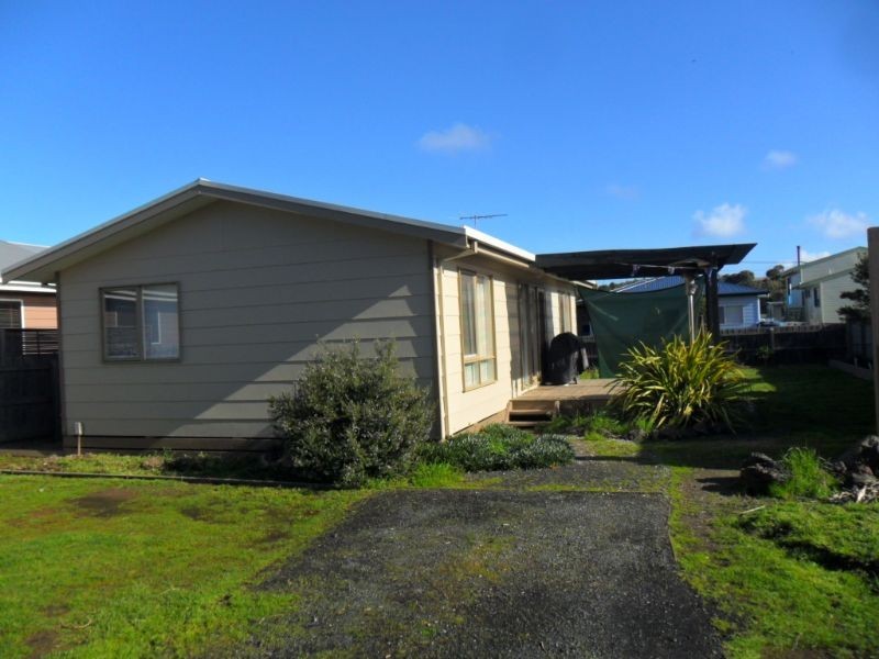 14 Galleon Crescent, Sunset Strip VIC 3922