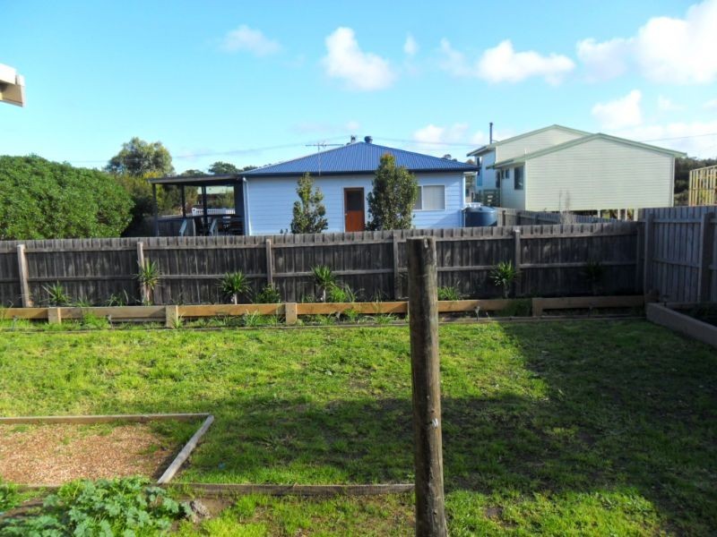 14 Galleon Crescent, Sunset Strip VIC 3922