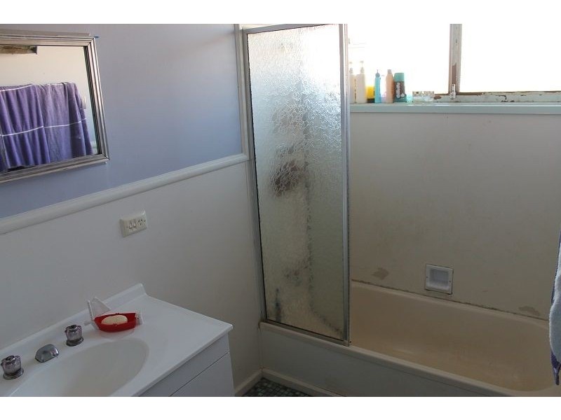 8 Highview Crescent, Surf Beach VIC 3922