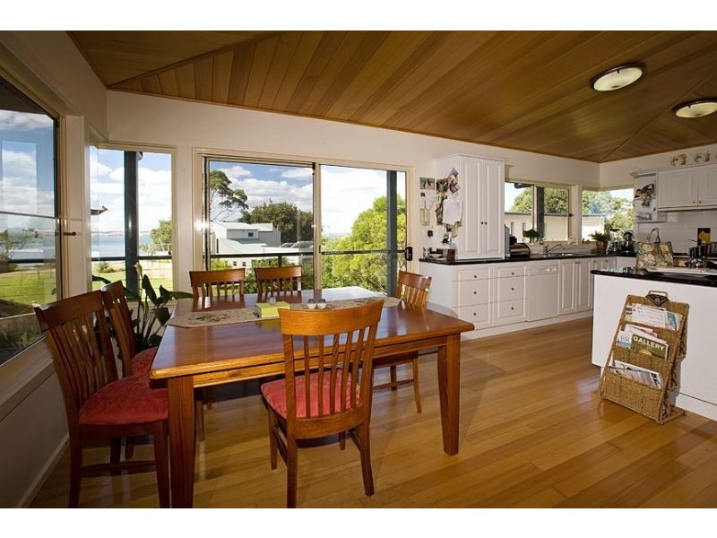 5 Walton Street, Rhyll VIC 3923