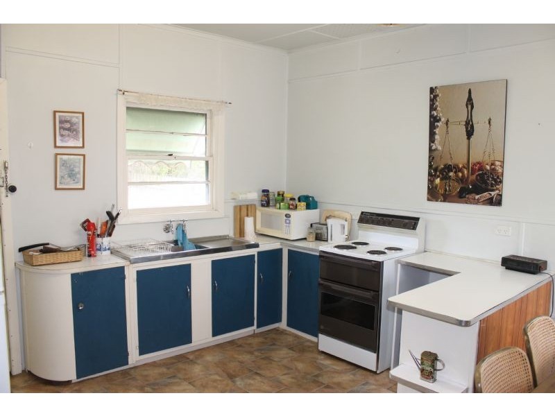 4 Seascape Avenue, Cowes VIC 3922