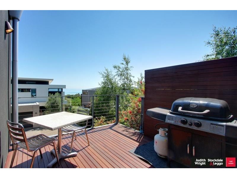 1/2 Hartley Street, Cowes VIC 3922