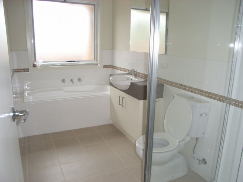 2/45-47 Jenner Avenue, Cowes VIC 3922