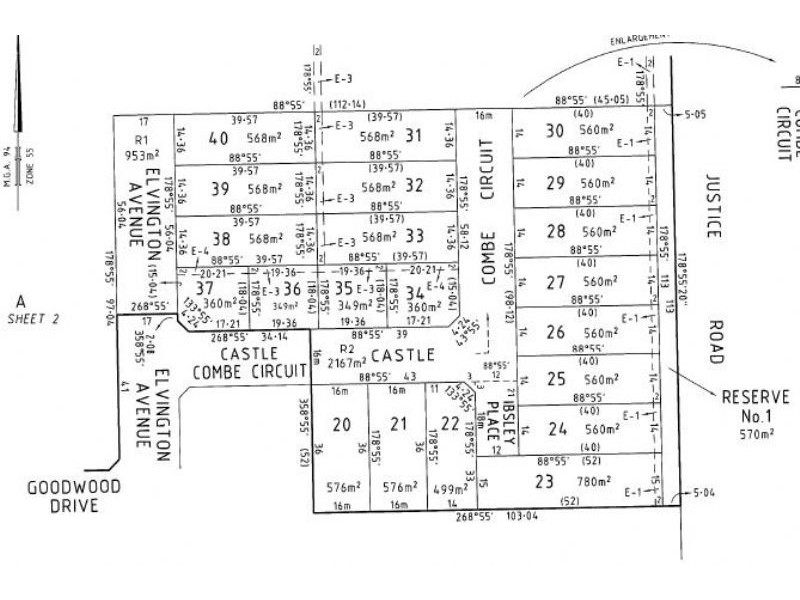 35 Castlecombe Circuit, Cowes VIC 3922