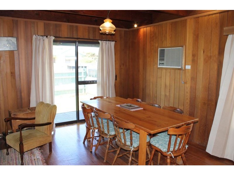 12 St Georges Road, Cowes VIC 3922