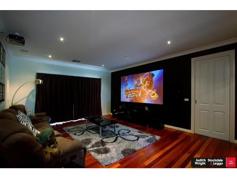 19 Casuarina Crt, Cowes VIC 3922