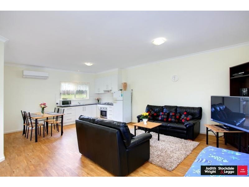 19 Casuarina Crt, Cowes VIC 3922