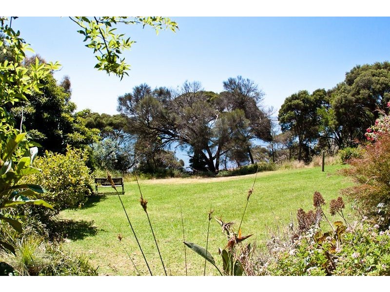 9 Rennison Road, Newhaven VIC 3925
