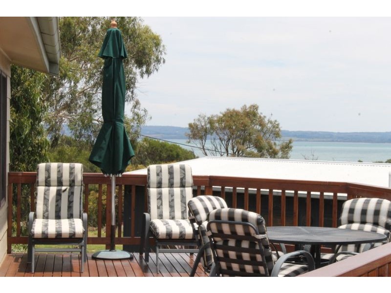 8 Boat Creek Road, Ventnor VIC 3922