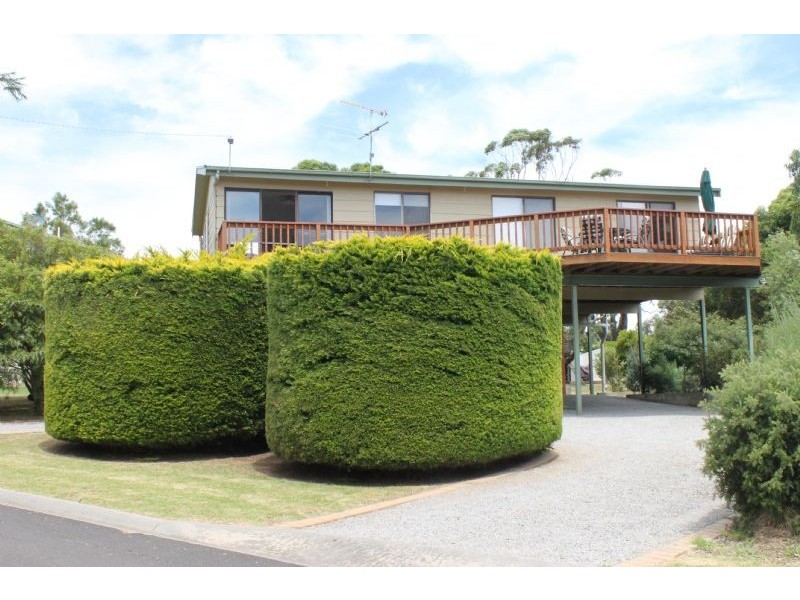 8 Boat Creek Road, Ventnor VIC 3922