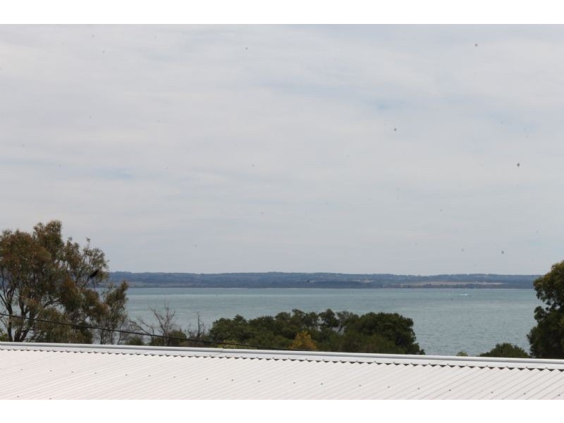 8 Boat Creek Road, Ventnor VIC 3922