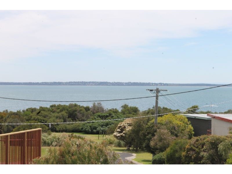 8 Boat Creek Road, Ventnor VIC 3922