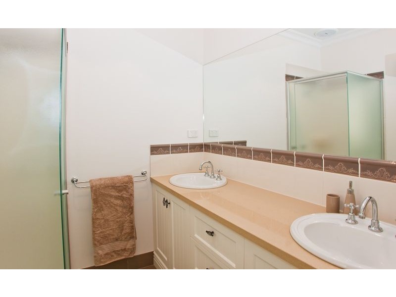15 Roydon Road, Cowes VIC 3922