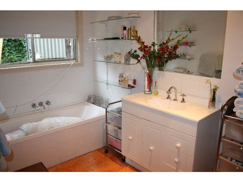 31 Osbourne Avenue, Cowes VIC 3922