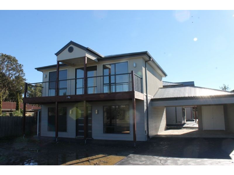 1, 2 & 3/260 Church Street, Cowes VIC 3922