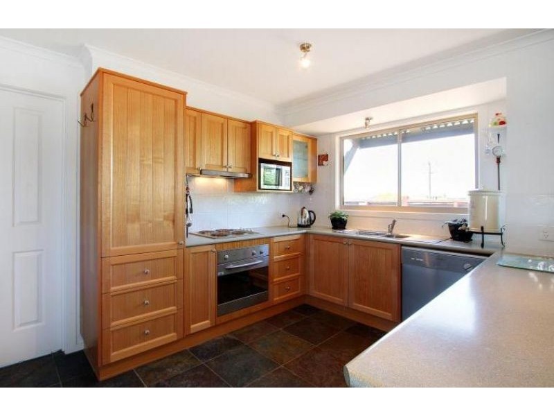 45 Sunderland Bay Road, Surf Beach VIC 3922