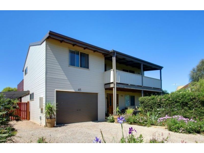 45 Sunderland Bay Road, Surf Beach VIC 3922