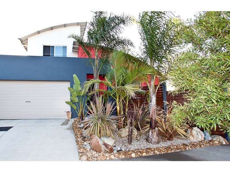 2 Norman Drive, Cowes VIC 3922