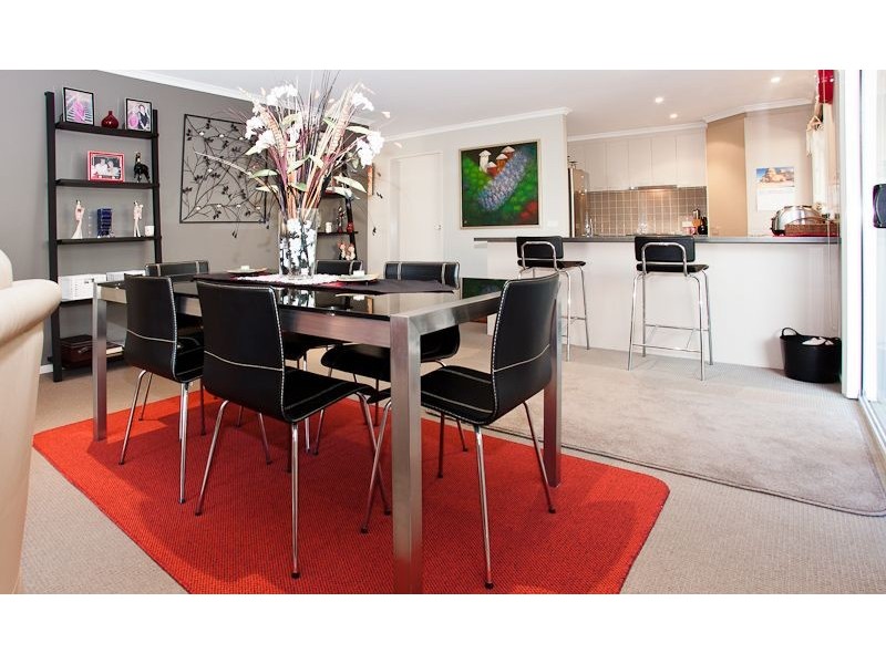 2 Norman Drive, Cowes VIC 3922