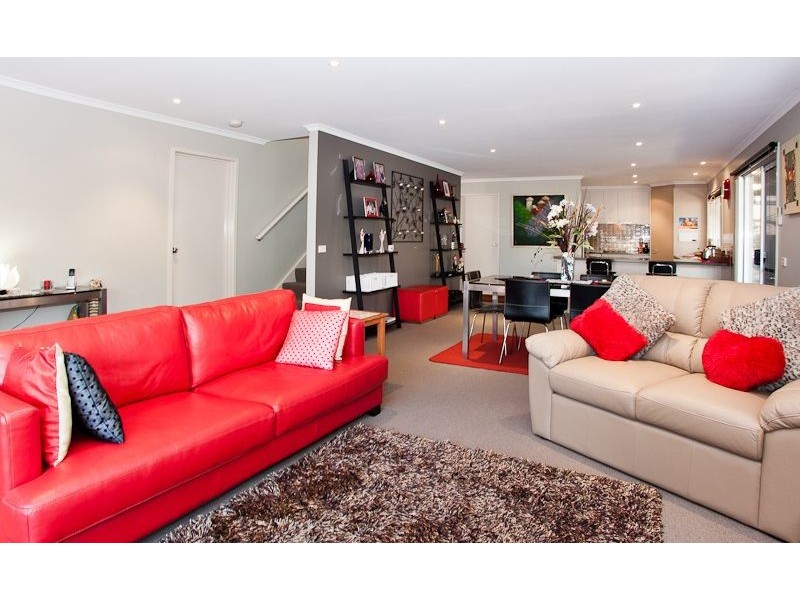 2 Norman Drive, Cowes VIC 3922