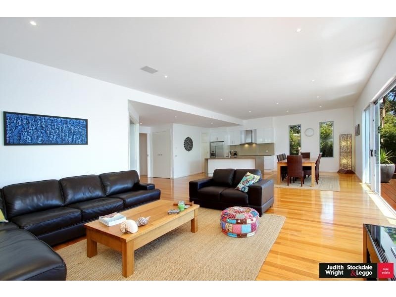 10 Bondi Avenue, Cape Woolamai VIC 3925