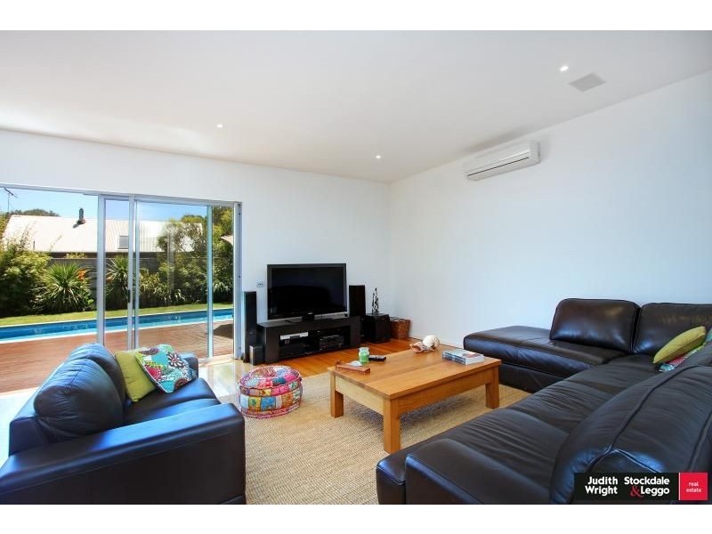 10 Bondi Avenue, Cape Woolamai VIC 3925
