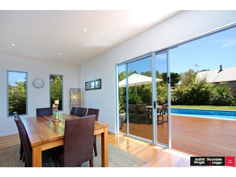 10 Bondi Avenue, Cape Woolamai VIC 3925