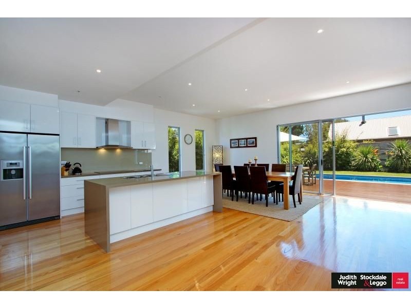 10 Bondi Avenue, Cape Woolamai VIC 3925