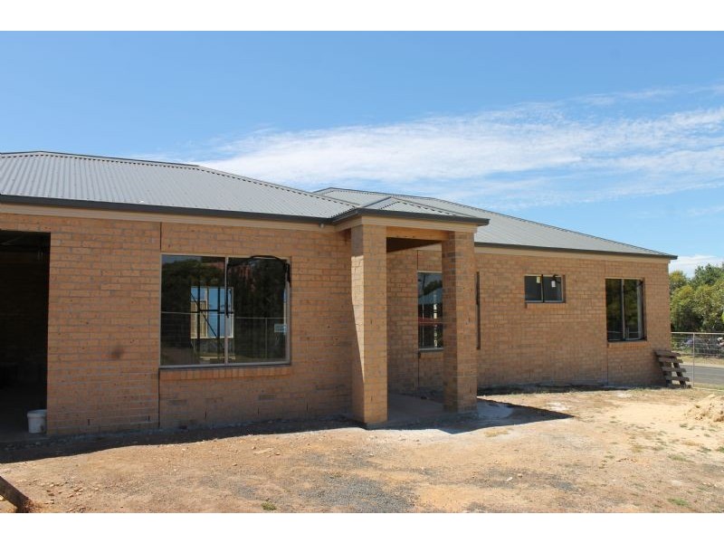 1/2 Acacia Close, Cowes VIC 3922