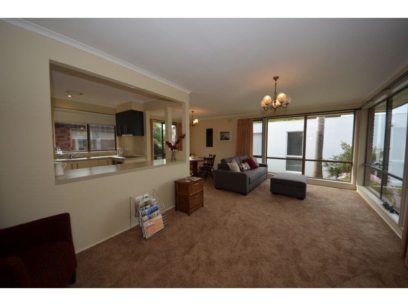 24 Forrest Avenue, Newhaven VIC 3925
