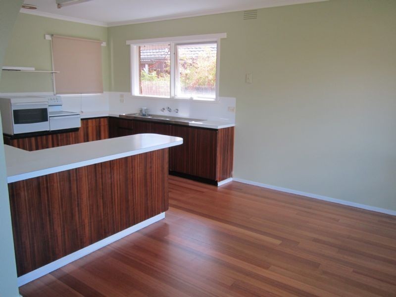 18 St Georges Road, Cowes VIC 3922