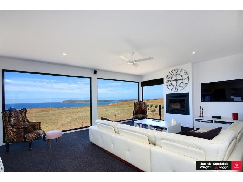 9 Cayley Court, San Remo VIC 3925