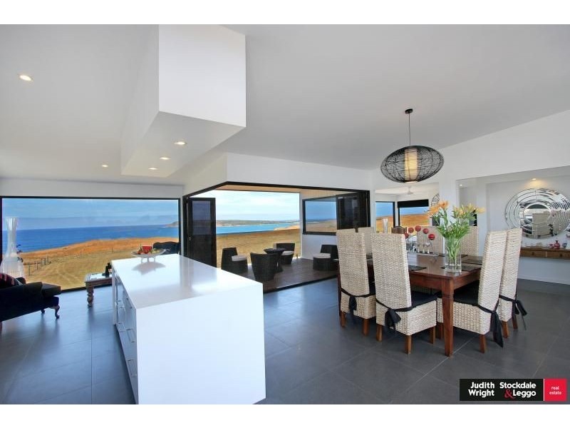 9 Cayley Court, San Remo VIC 3925