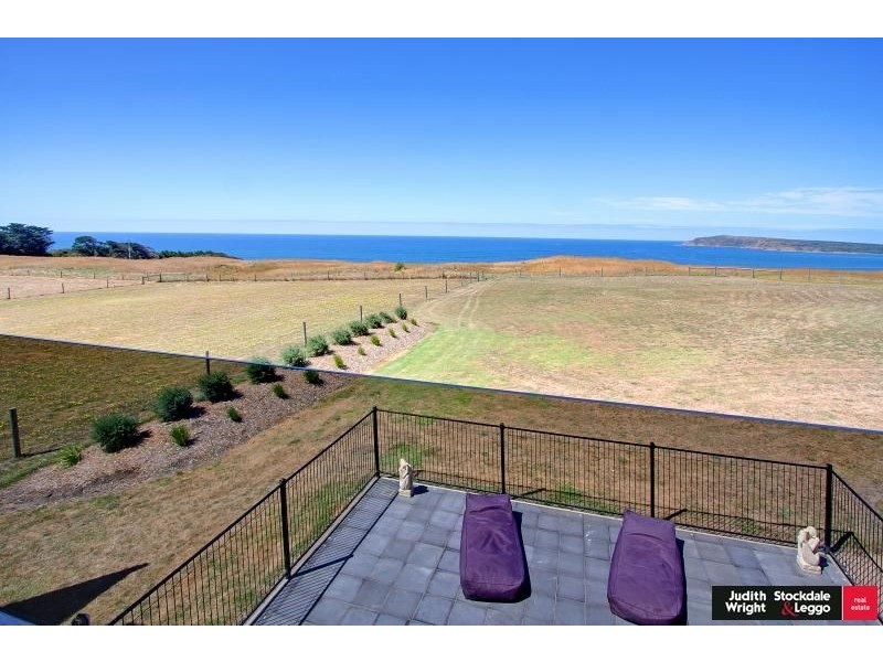 9 Cayley Court, San Remo VIC 3925