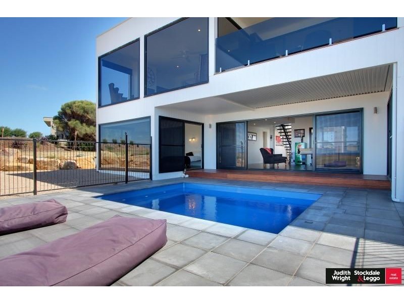 9 Cayley Court, San Remo VIC 3925