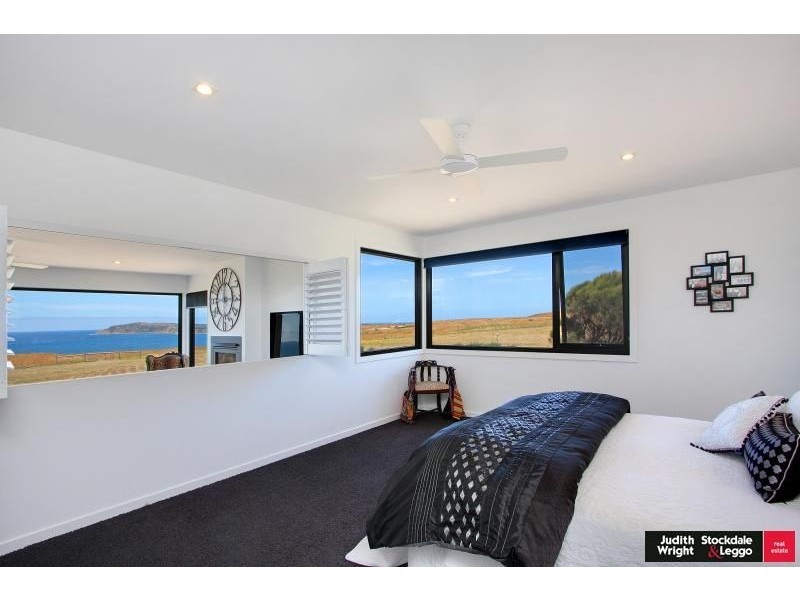 9 Cayley Court, San Remo VIC 3925