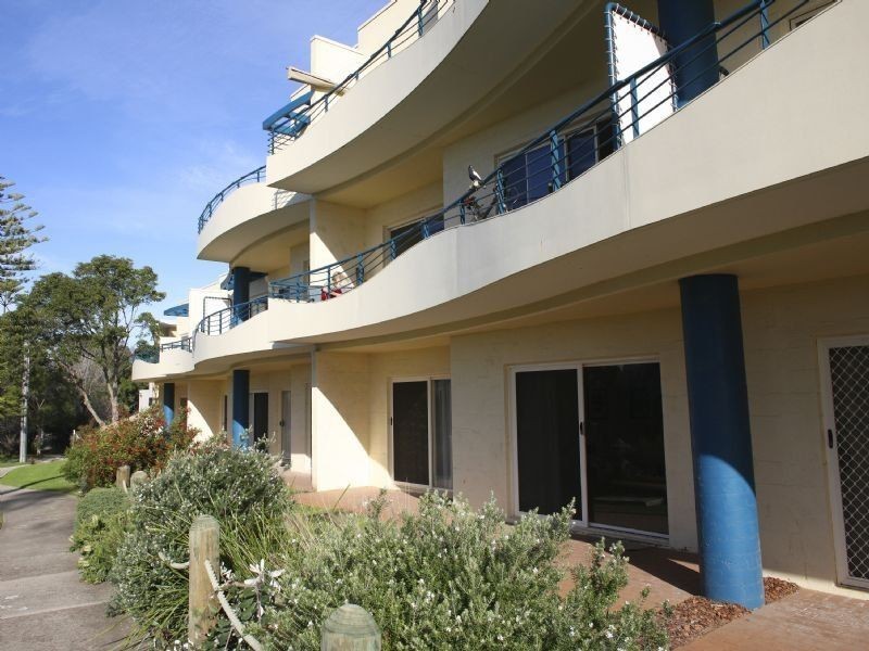 120/1 The Esplanade, Cowes VIC 3922