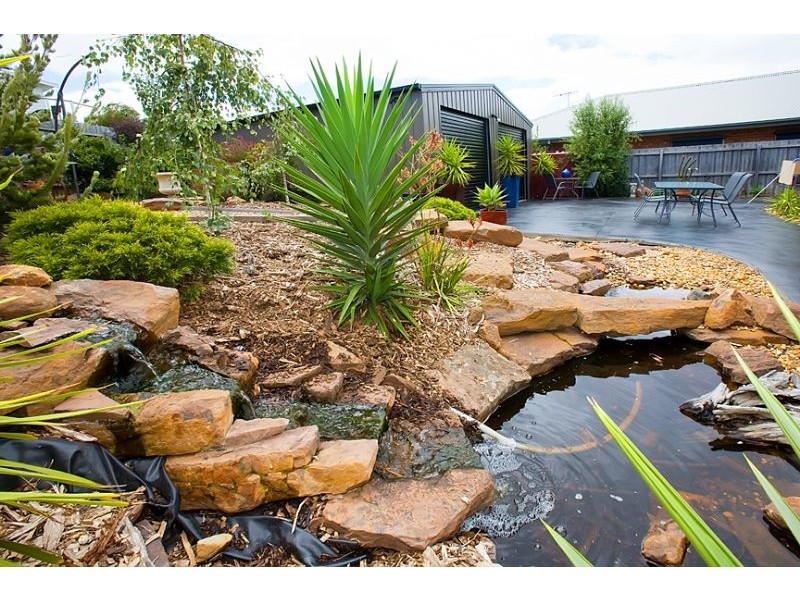 4 Amanda Close, Cowes VIC 3922