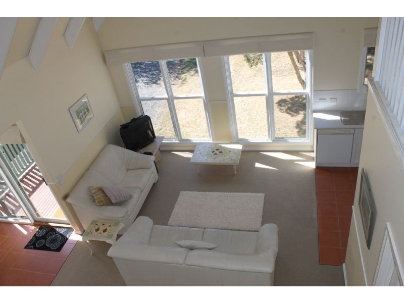 23 Hobsons Parade, Cowes VIC 3922