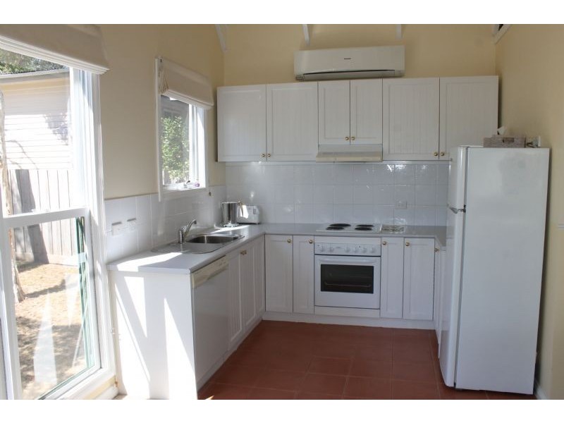 23 Hobsons Parade, Cowes VIC 3922