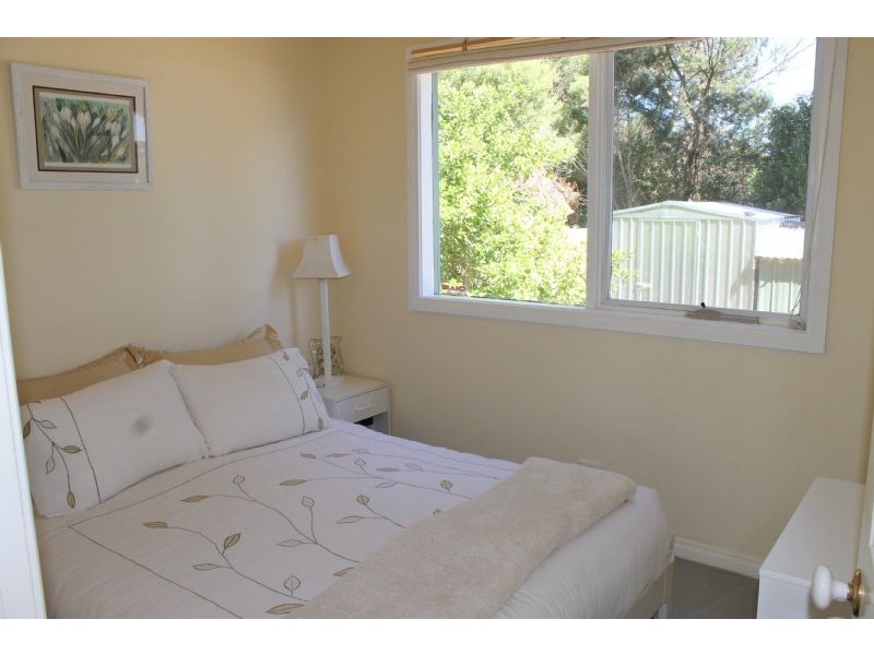 23 Hobsons Parade, Cowes VIC 3922