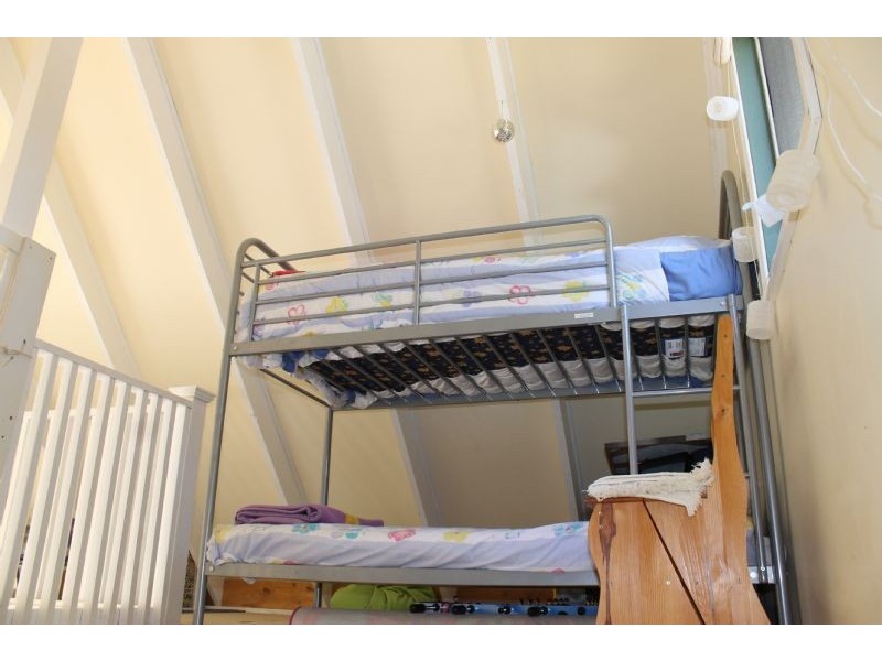 23 Hobsons Parade, Cowes VIC 3922
