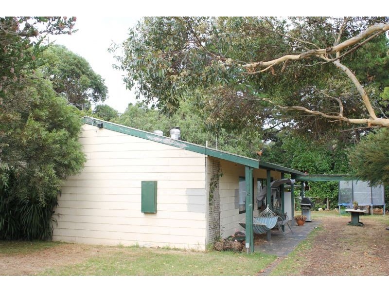 18 Barramundi Avenue, Smiths Beach VIC 3922