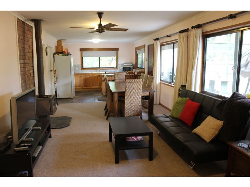 18 Barramundi Avenue, Smiths Beach VIC 3922