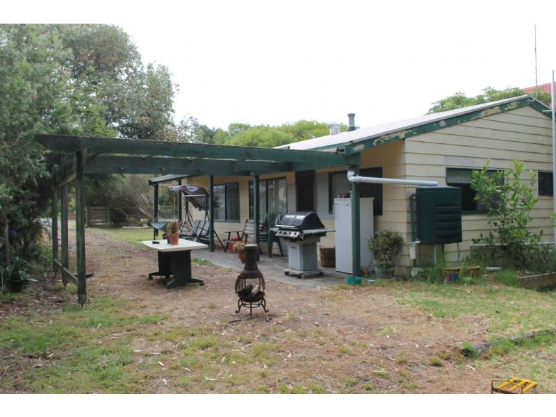 18 Barramundi Avenue, Smiths Beach VIC 3922