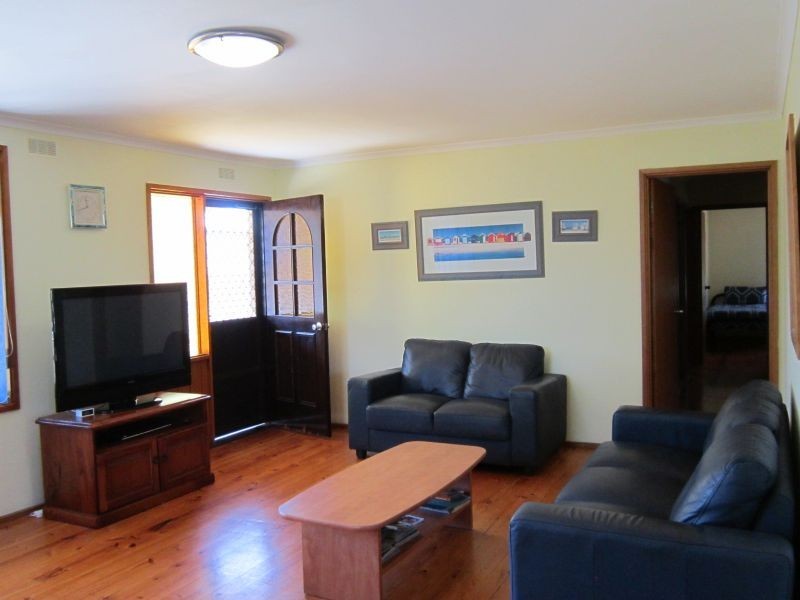 17 Lansell Road, Cowes VIC 3922