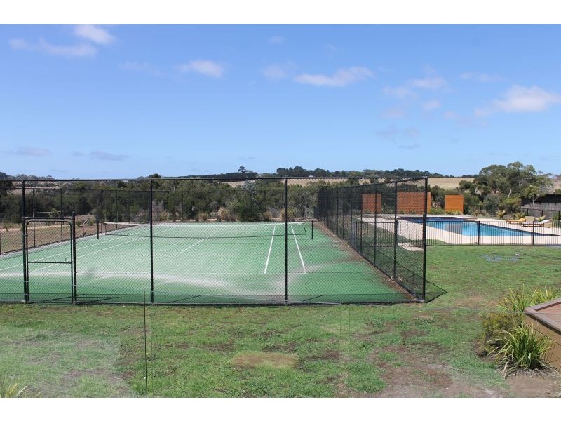 Villa 185/2128 Phillip Island Road, Cowes VIC 3922