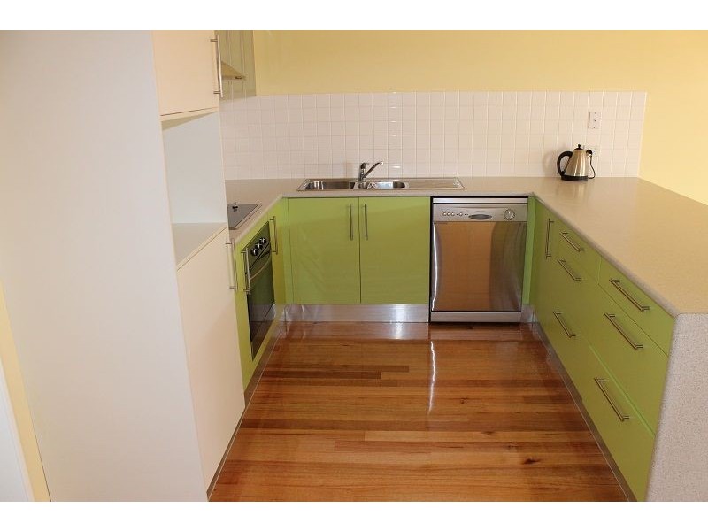 2/15-18 Beach Road, Rhyll VIC 3923